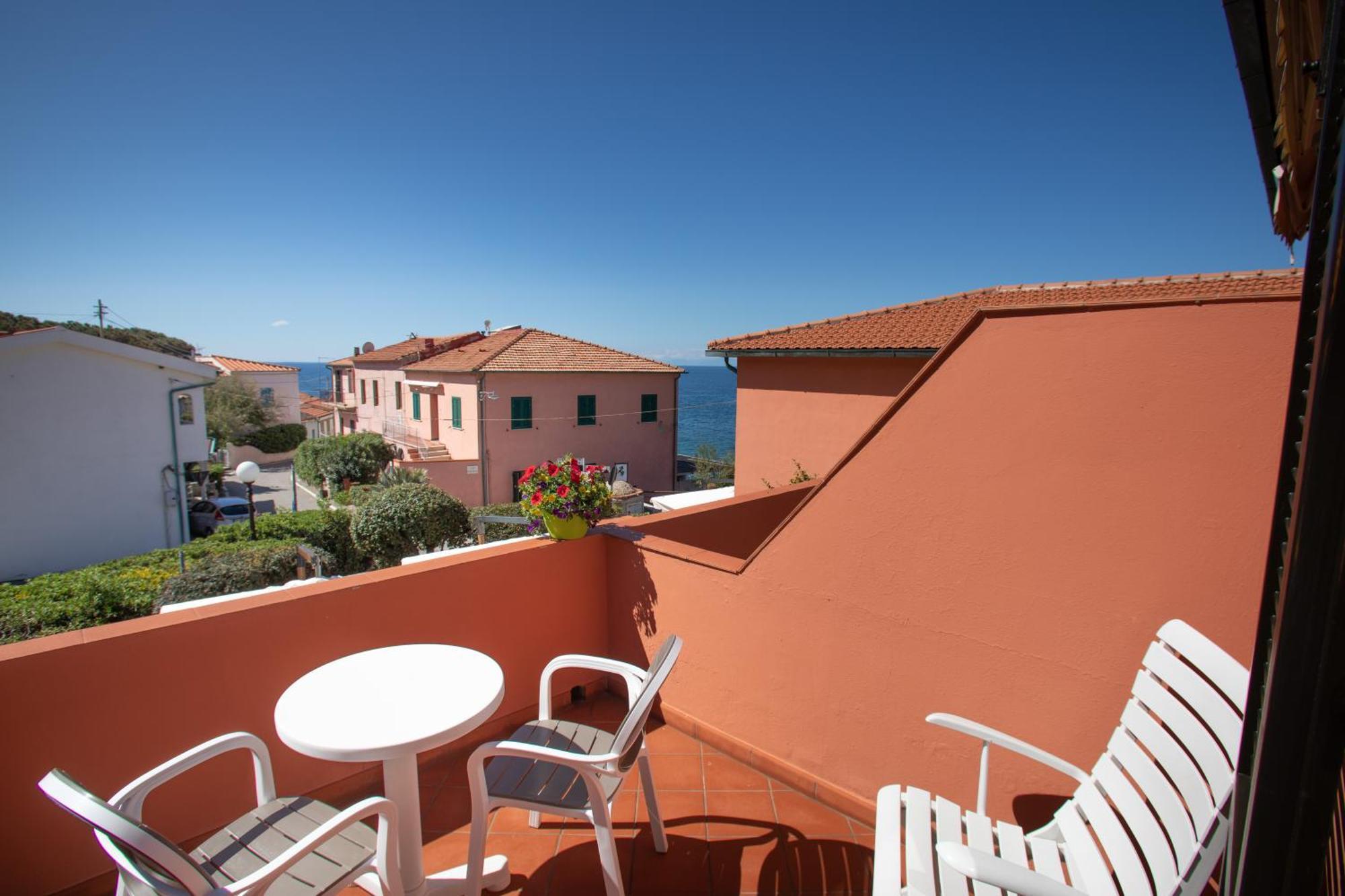 Hotel Sardi Pomonte Exterior photo